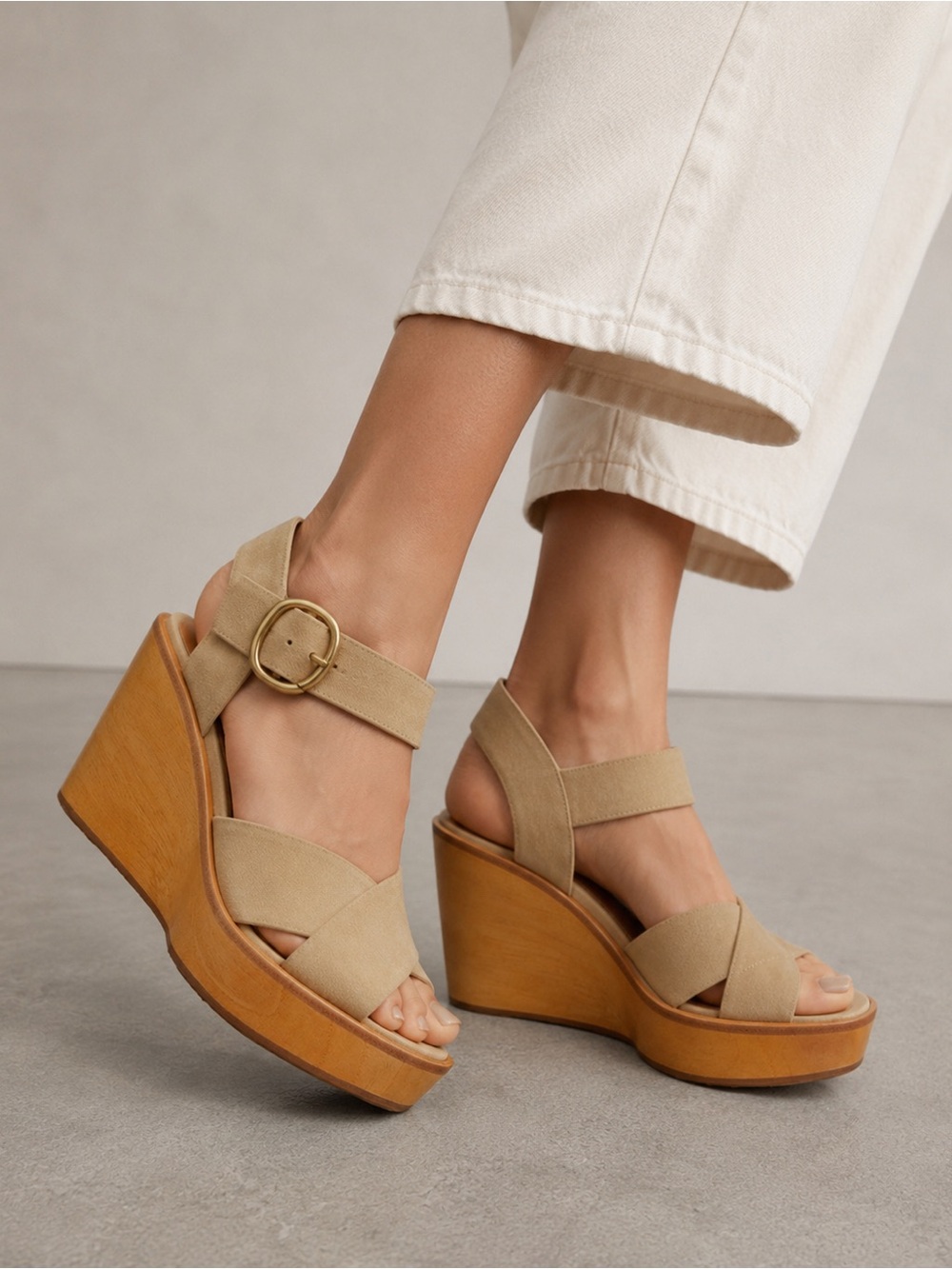 Rag & Bone Santiago Suede Wedge Wrap Sandals in natural, size 8.5 (Eur 39)